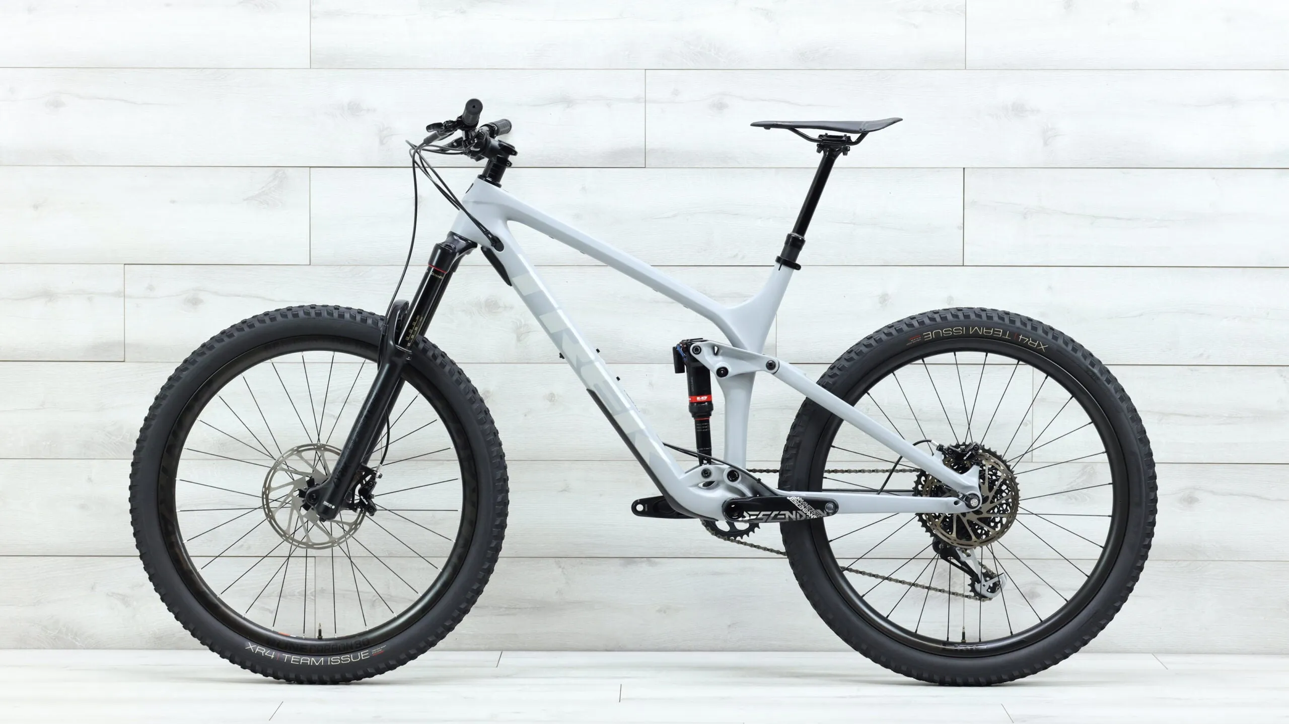 2019 Trek Remedy 9.8  Mountain Bike - Large