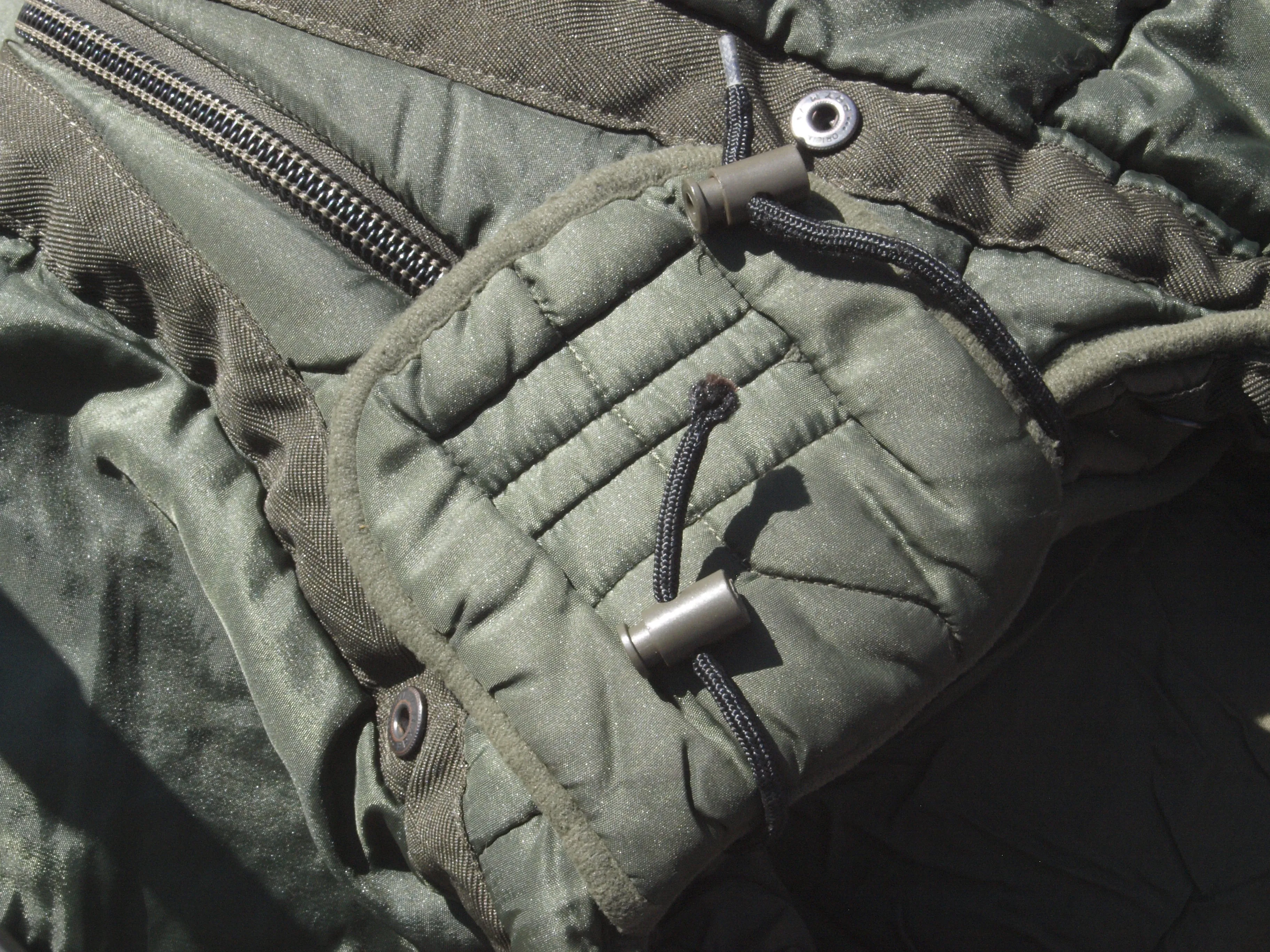 Grade 1 Dutch M90 Cold Weather Military Sleeping Bag - Optimized for Extreme Conditions