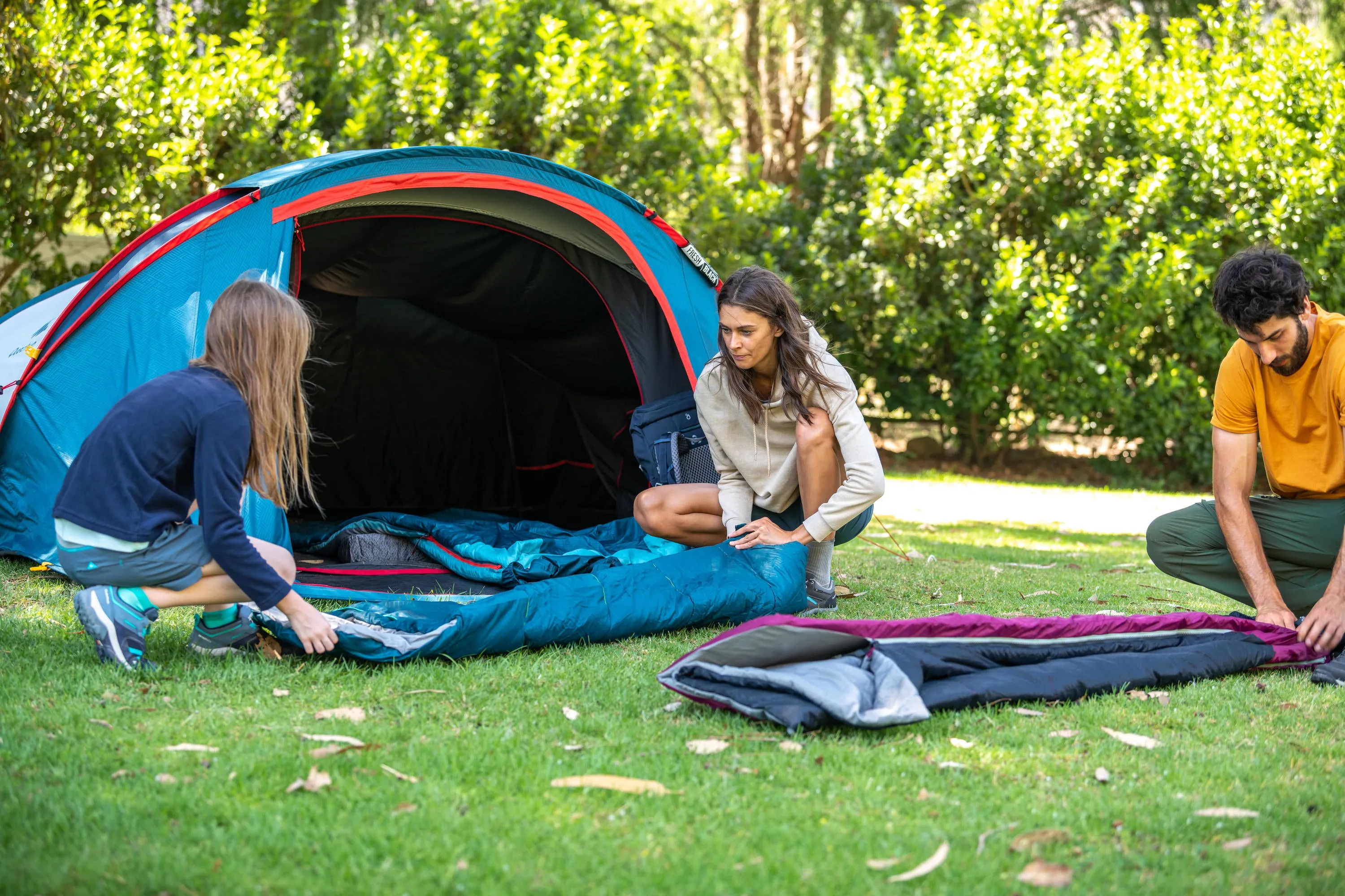 Quechua 2 Second XL Fresh & Black Waterproof Pop Up Camping Tent 3 Person